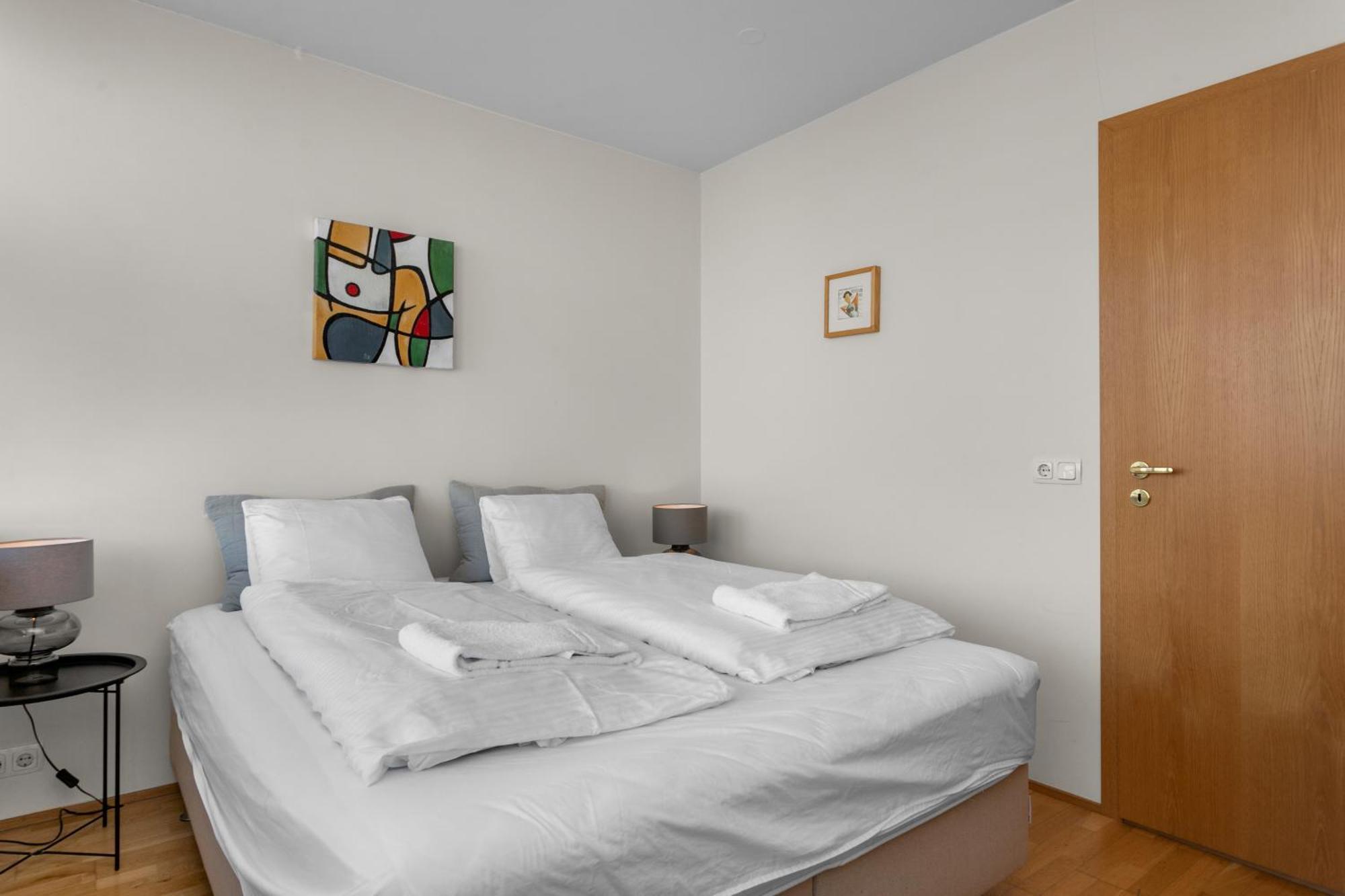 Baldursbra Apartment Hverfisgata ريكيافيك المظهر الخارجي الصورة